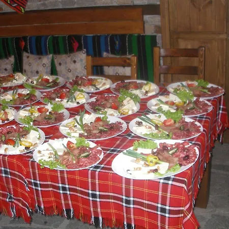 Leshtenski Perli Pensionat