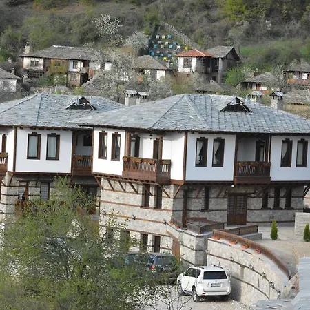 Guest house Leshtenski Perli 3*