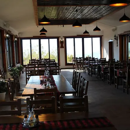 Leshtenski Perli Къща за гости 3*